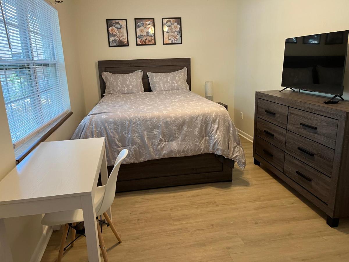 Zenhomes In Brandon Near Tampa Valrico Seffner 外观 照片
